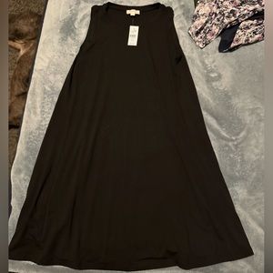 Black petite loft dress